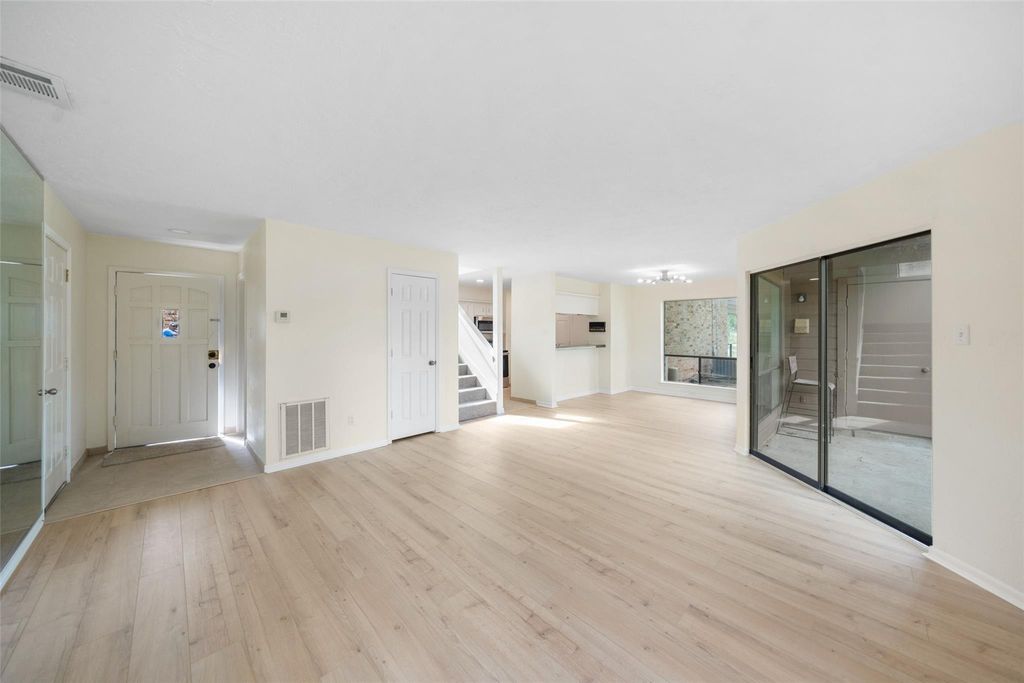 Photo of 20271 Sunny Shores Drive, Humble, TX 77346 (MLS # 33147391)