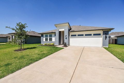 Photo of 1614 Mountain Echo Drive, Richmond, TX 77469 (MLS # 89549823)