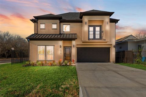 Photo of 8430 Grandview Street, Houston, TX 77051 (MLS # 97705635)