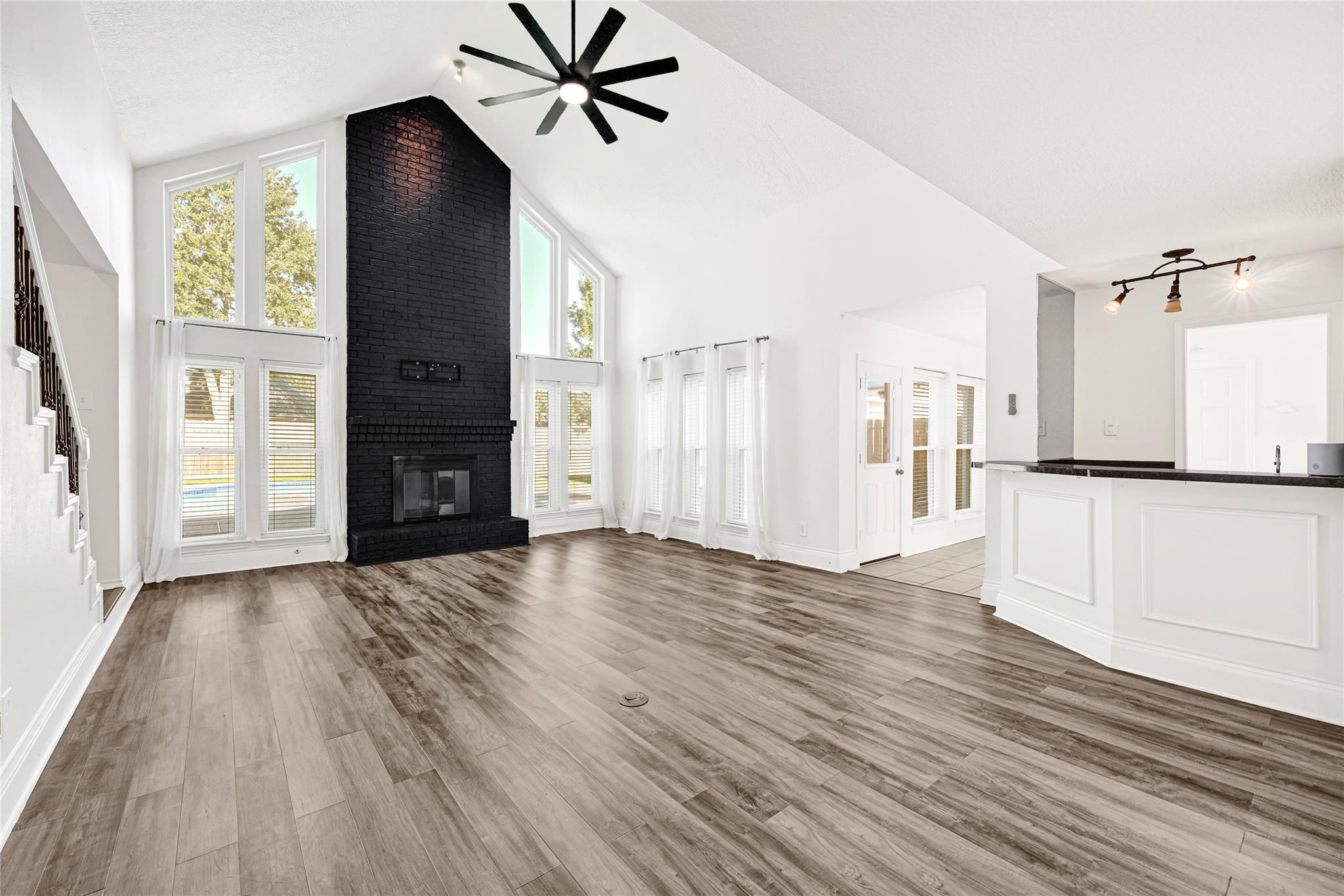 2315 Confederate Court