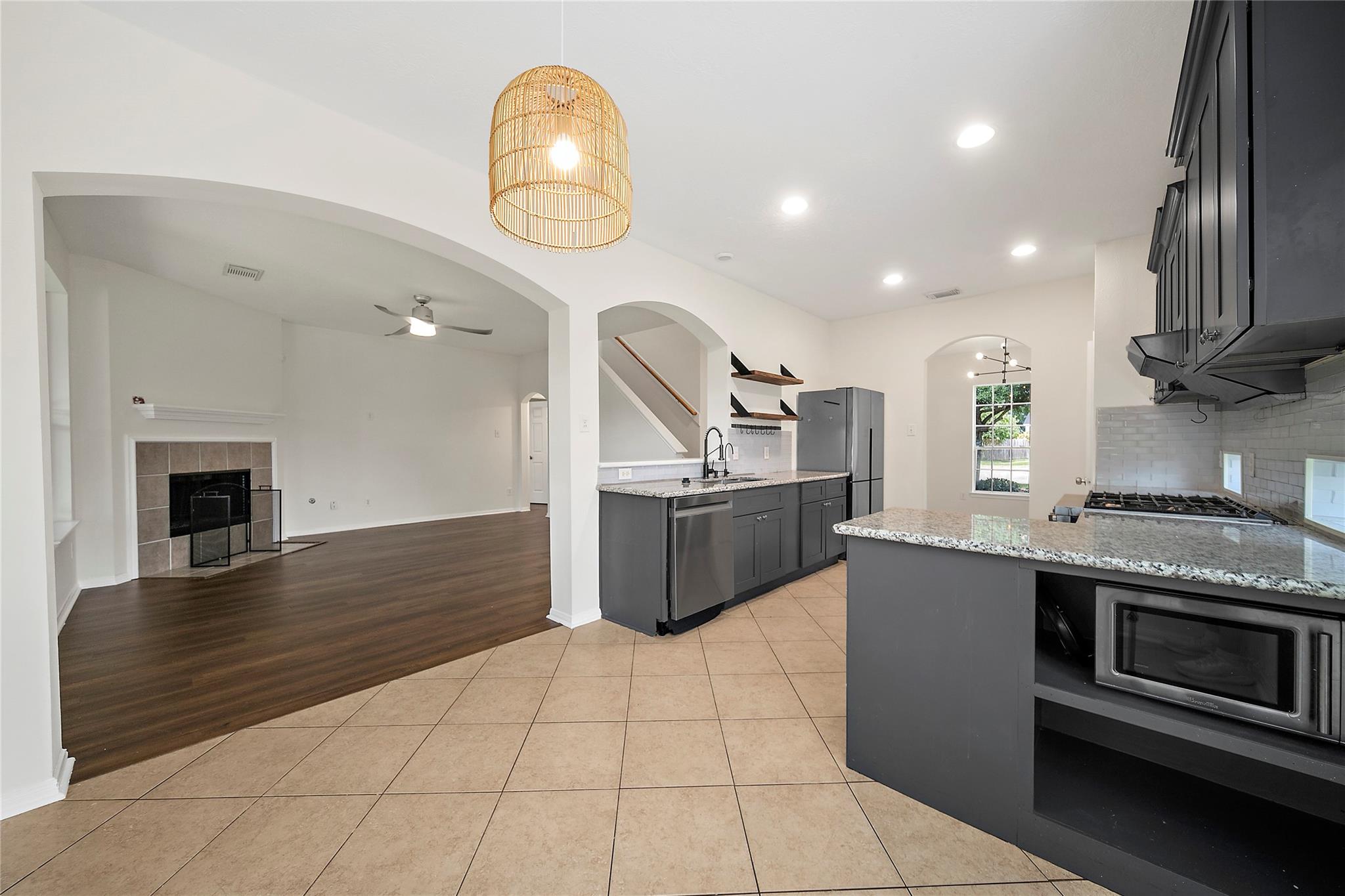 3122 Glen Cullen Lane
