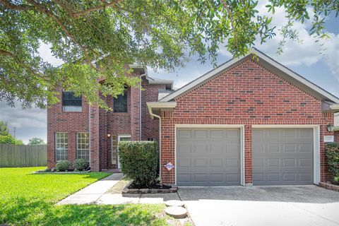 Photo of 3122 Glen Cullen Lane, Pearland, TX 77584 (MLS # 48487617)