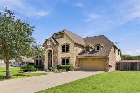 Photo of 14618 Thunder Bay, Beach City, TX 77523 (MLS # 98773193)