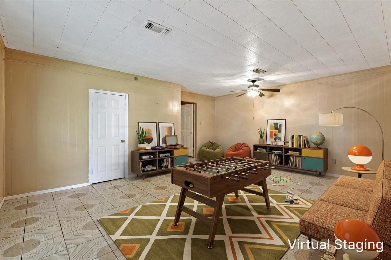 2817 Lancaster Lane