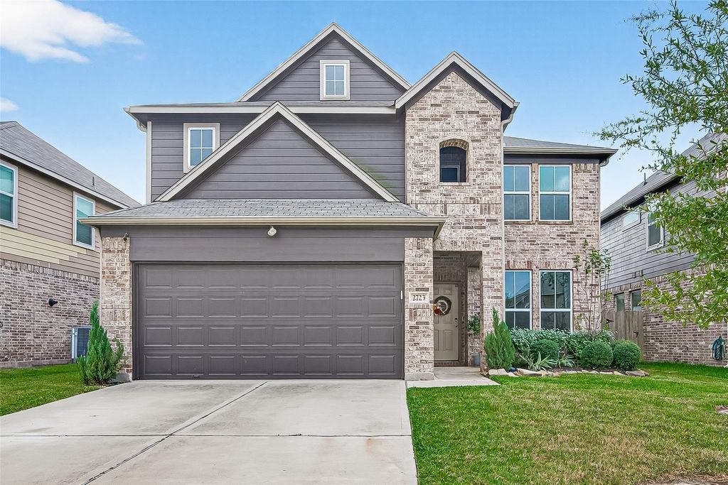 Photo of 2723 Fawn Mountain Drive, Fresno, TX 77545 (MLS # 81008453)