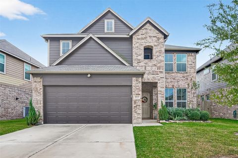 Photo of 2723 Fawn Mountain Drive, Fresno, TX 77545 (MLS # 81008453)