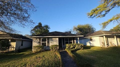 Photo of 11919 Greenmesa Drive, Houston, TX 77044 (MLS # 98329803)