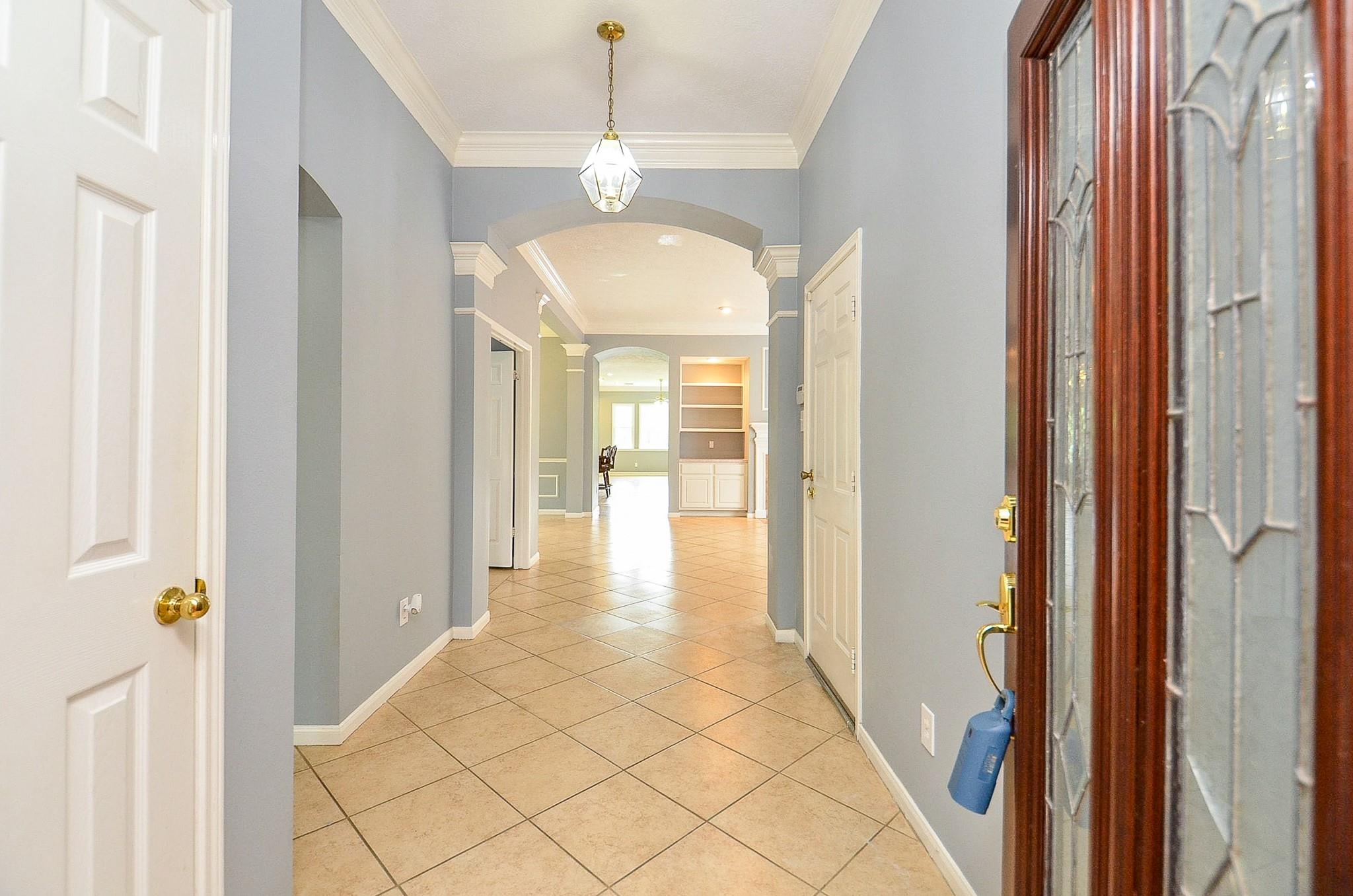 4222 Lakeshore Forest Drive