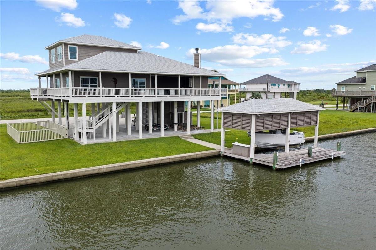 1205 Lagoon Drive