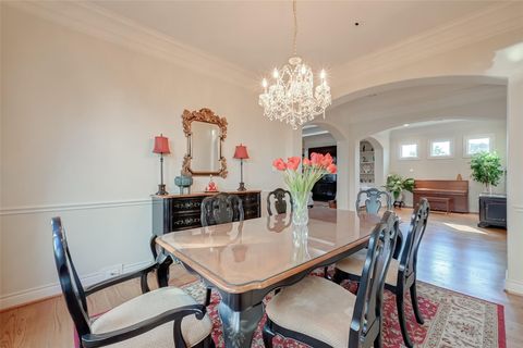 Tiny photo for 4623 Laurel Street, Bellaire, TX 77401 (MLS # 37820807)