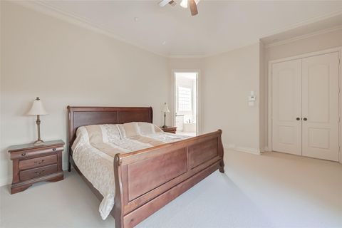 Tiny photo for 4623 Laurel Street, Bellaire, TX 77401 (MLS # 37820807)