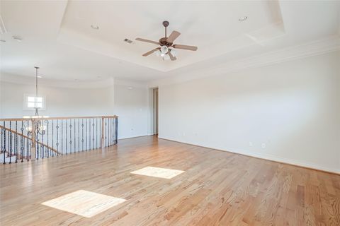 Tiny photo for 4623 Laurel Street, Bellaire, TX 77401 (MLS # 37820807)