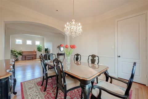 Tiny photo for 4623 Laurel Street, Bellaire, TX 77401 (MLS # 37820807)
