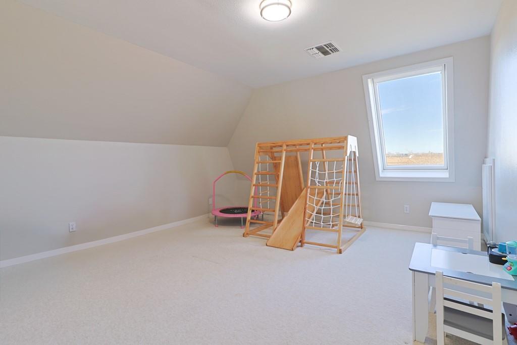 Giddings, Texas 78942, United States, 6 Bedrooms Bedrooms, ,5 BathroomsBathrooms,Residential,Active,220805