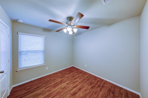 Tiny photo for 5227 Bay Lane, Bacliff, TX 77518 (MLS # 90346646)
