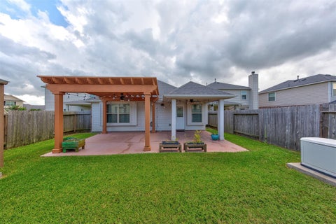 Tiny photo for 5227 Bay Lane, Bacliff, TX 77518 (MLS # 90346646)