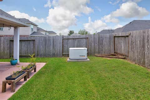 Tiny photo for 5227 Bay Lane, Bacliff, TX 77518 (MLS # 90346646)