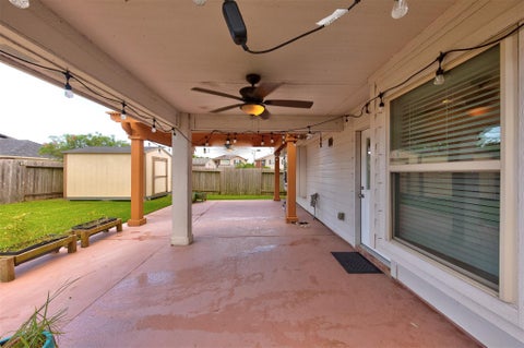 Tiny photo for 5227 Bay Lane, Bacliff, TX 77518 (MLS # 90346646)