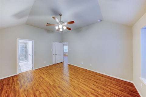 Tiny photo for 5227 Bay Lane, Bacliff, TX 77518 (MLS # 90346646)