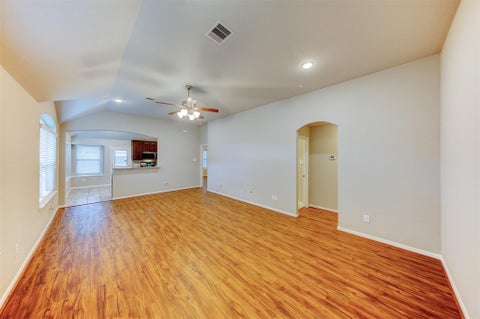 Tiny photo for 5227 Bay Lane, Bacliff, TX 77518 (MLS # 90346646)
