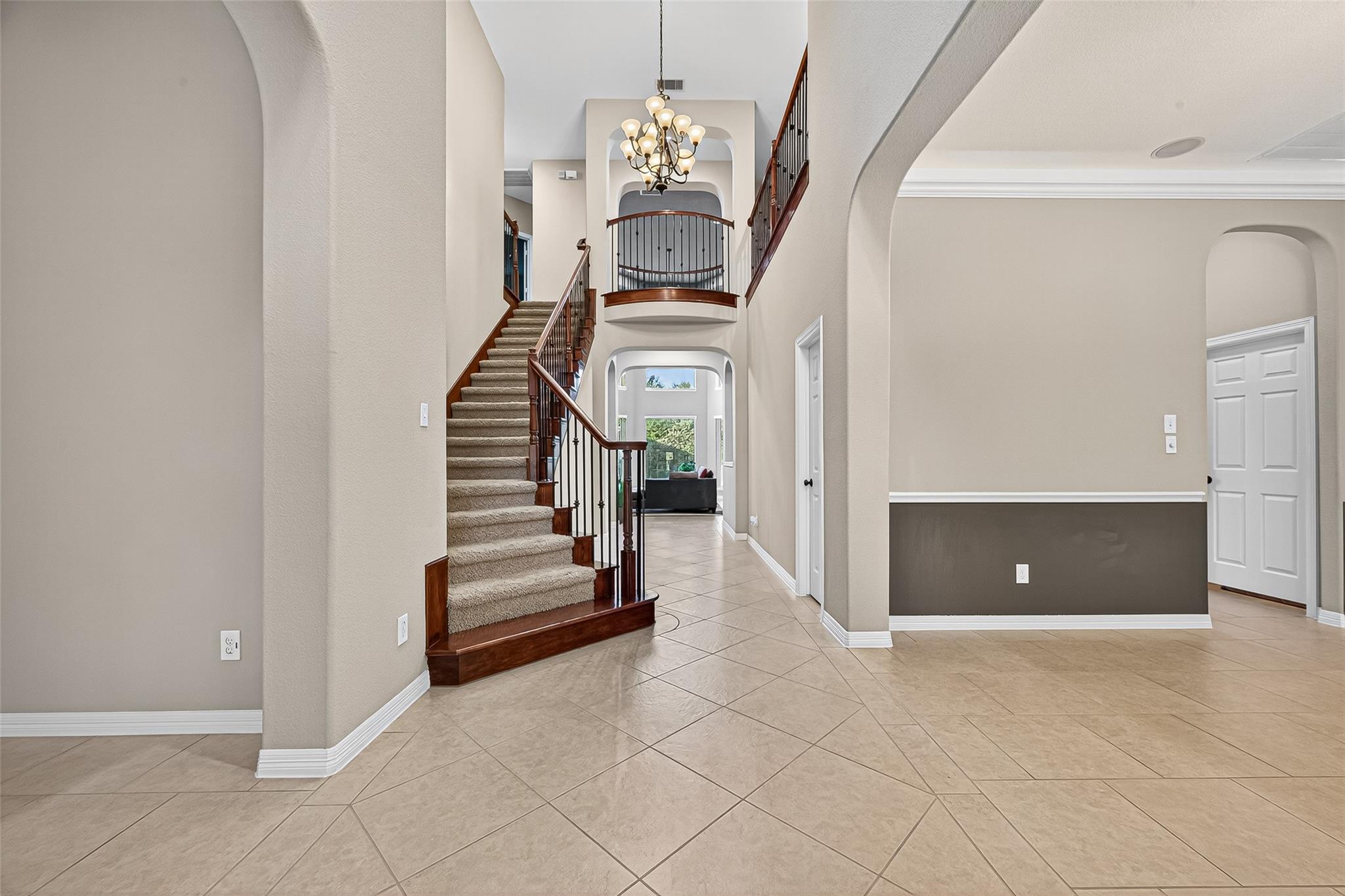 26814 Monarch Valley