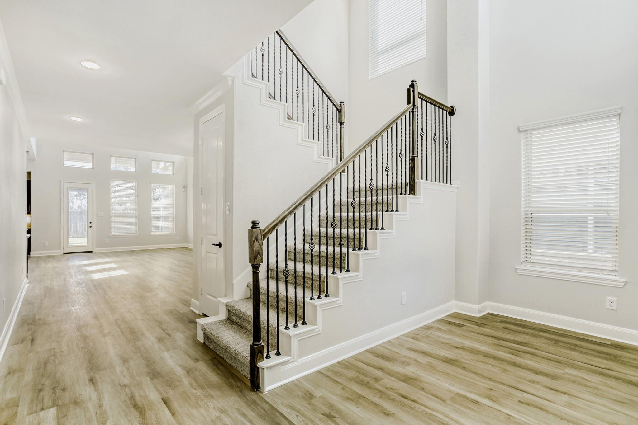 21802 Avalon Queen Drive