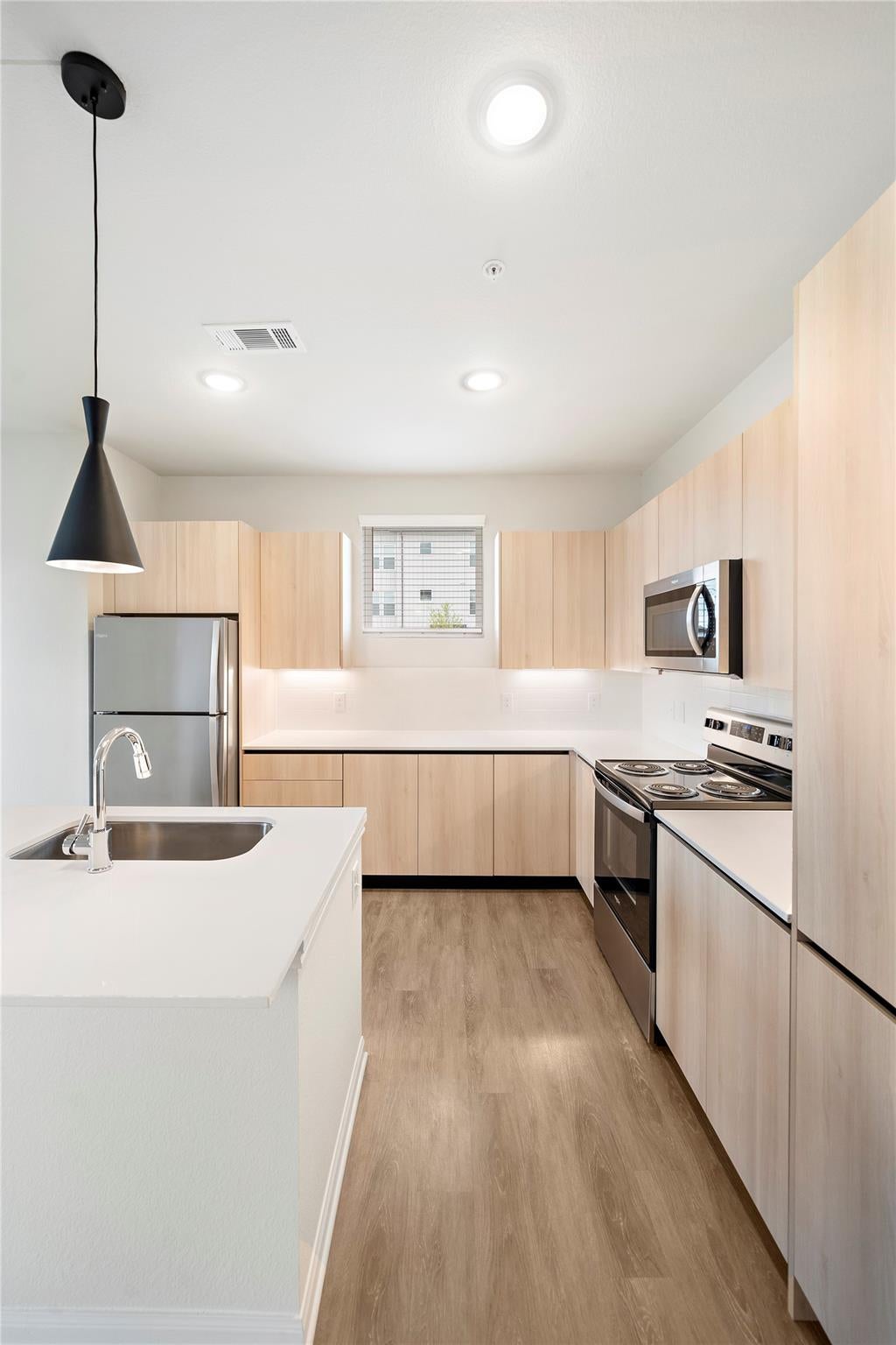 17000 Bissonnet Street B1