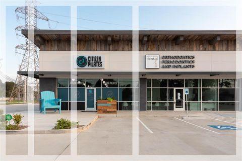 Tiny photo for 1236 Martin Street, Houston, TX 77018 (MLS # 37506208)