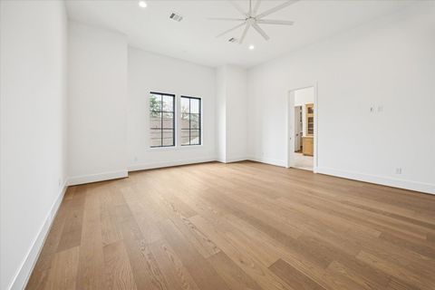 Tiny photo for 1236 Martin Street, Houston, TX 77018 (MLS # 37506208)