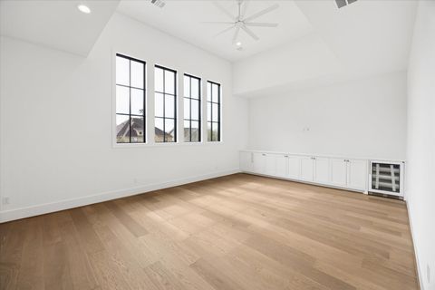 Tiny photo for 1236 Martin Street, Houston, TX 77018 (MLS # 37506208)