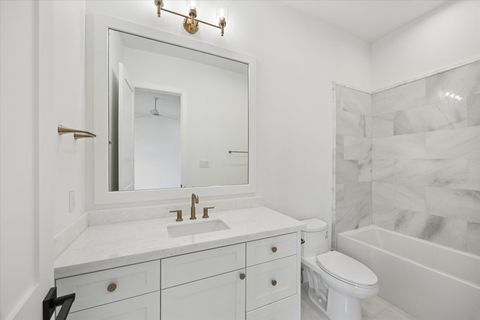 Tiny photo for 1236 Martin Street, Houston, TX 77018 (MLS # 37506208)