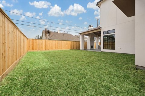 Tiny photo for 1236 Martin Street, Houston, TX 77018 (MLS # 37506208)