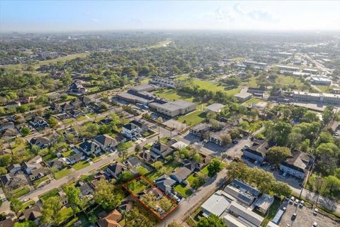 Tiny photo for 3535 Tampa Street, Houston, TX 77021 (MLS # 39171347)