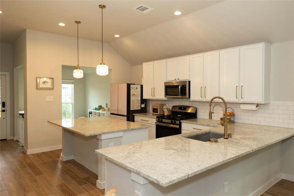 Photo of 1864 Cypress Canyon Trail, Conroe, TX 77301 (MLS # 46958388)