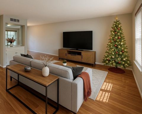 Photo of 515 Tallowood Road #61, Houston, TX 77024 (MLS # 63242338)