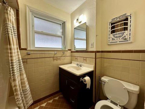 Tiny photo for 914 W 21st Street, Houston, TX 77008 (MLS # 8972875)