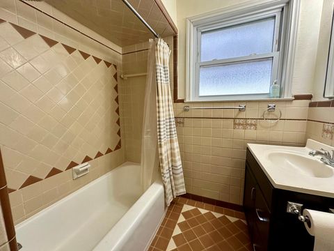 Tiny photo for 914 W 21st Street, Houston, TX 77008 (MLS # 8972875)