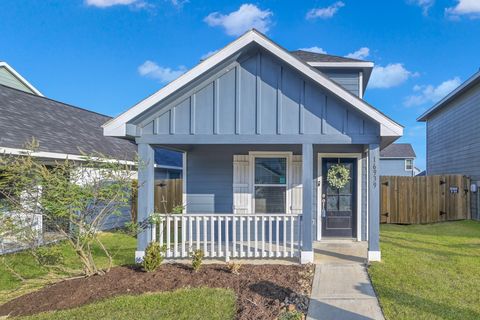 Photo of 16939 Marie Village Drive, Conroe, TX 77306 (MLS # 92329506)