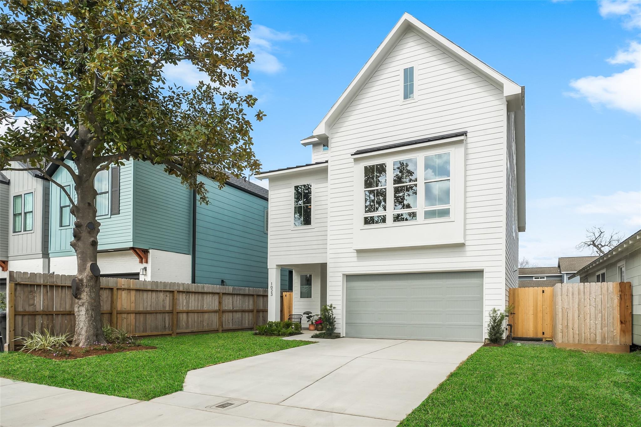 1023 E 23rd Street
