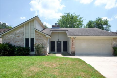 Photo of 2543 Sage Brush Lane, Sugar Land, TX 77479 (MLS # 20007089)