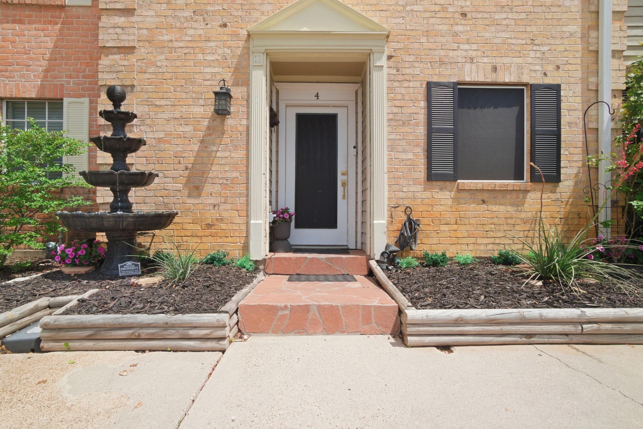 2030 Plantation Drive B4