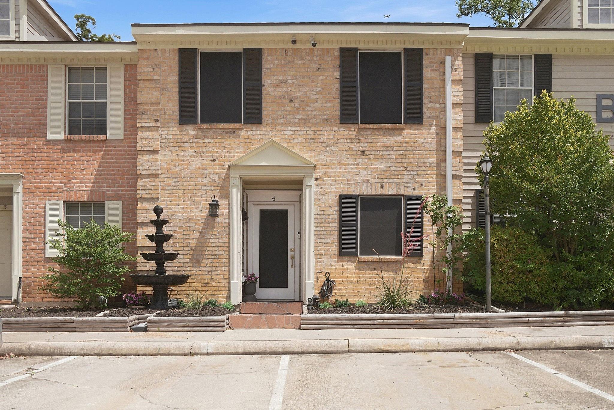 2030 Plantation Drive B4