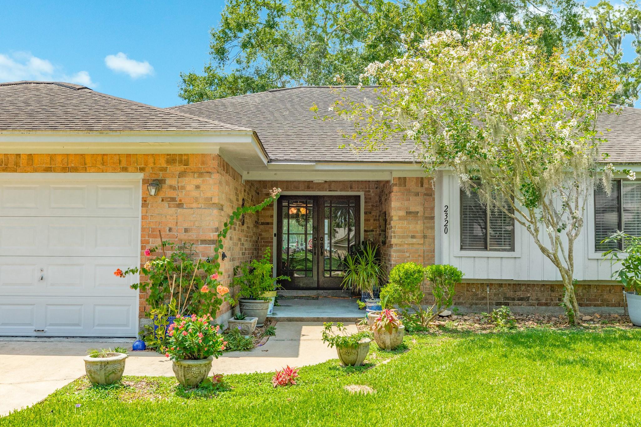2320 Shalmar Drive