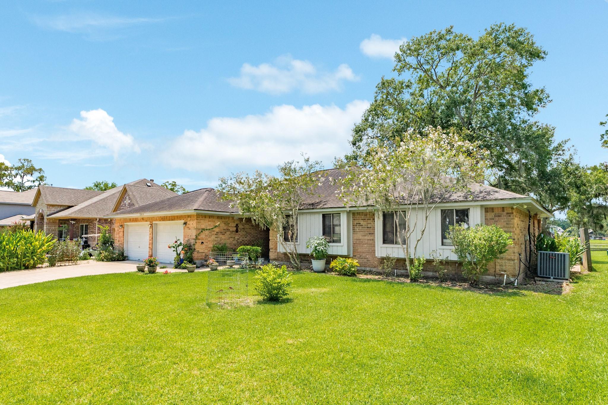 2320 Shalmar Drive