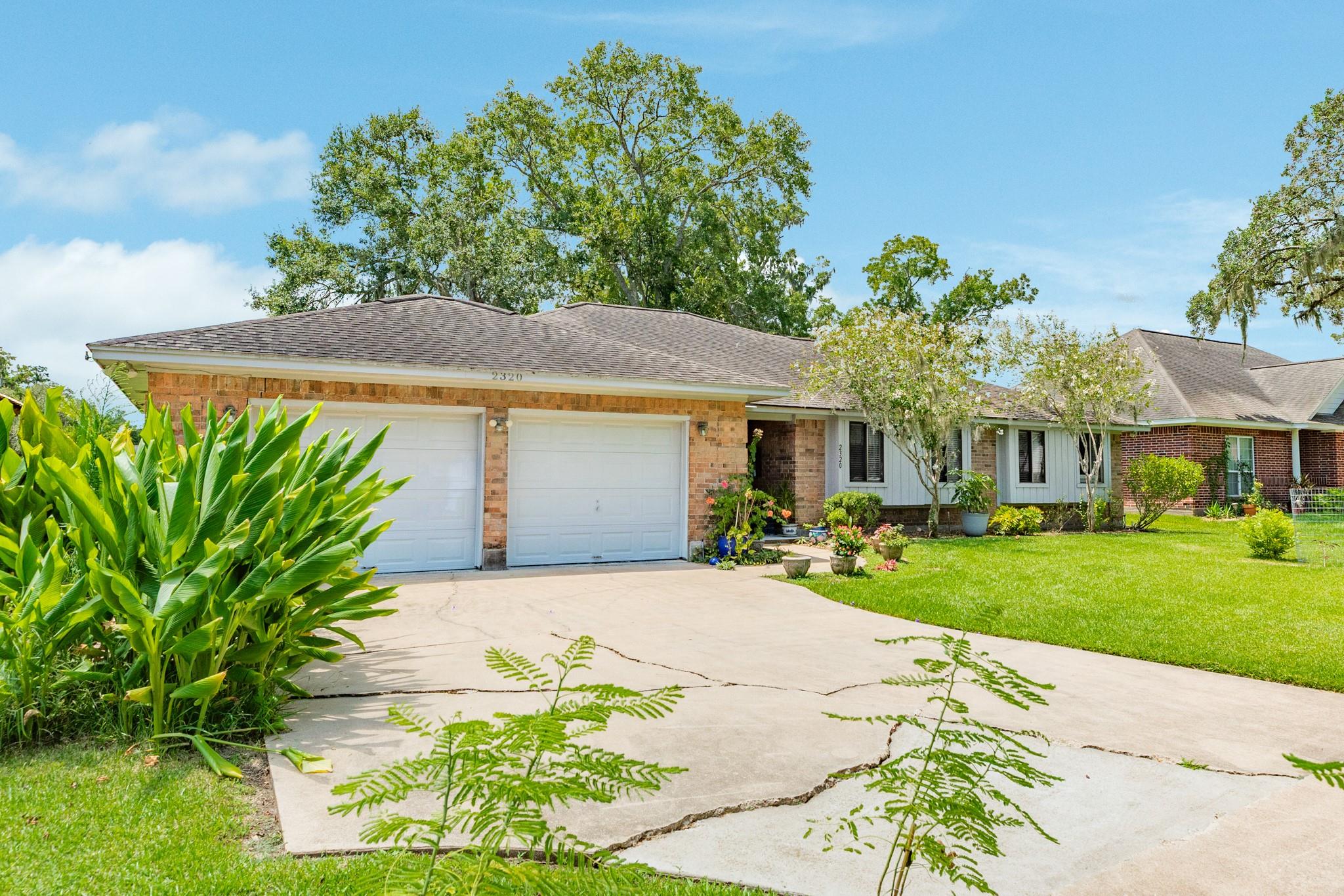 2320 Shalmar Drive