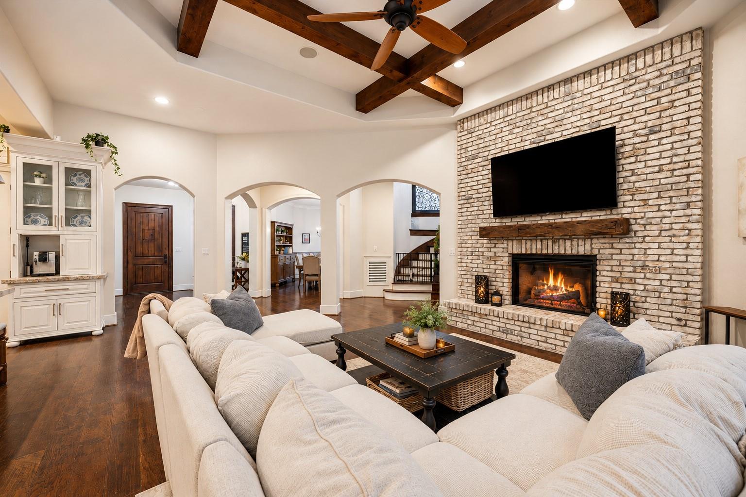 4114 Tee Tree Court