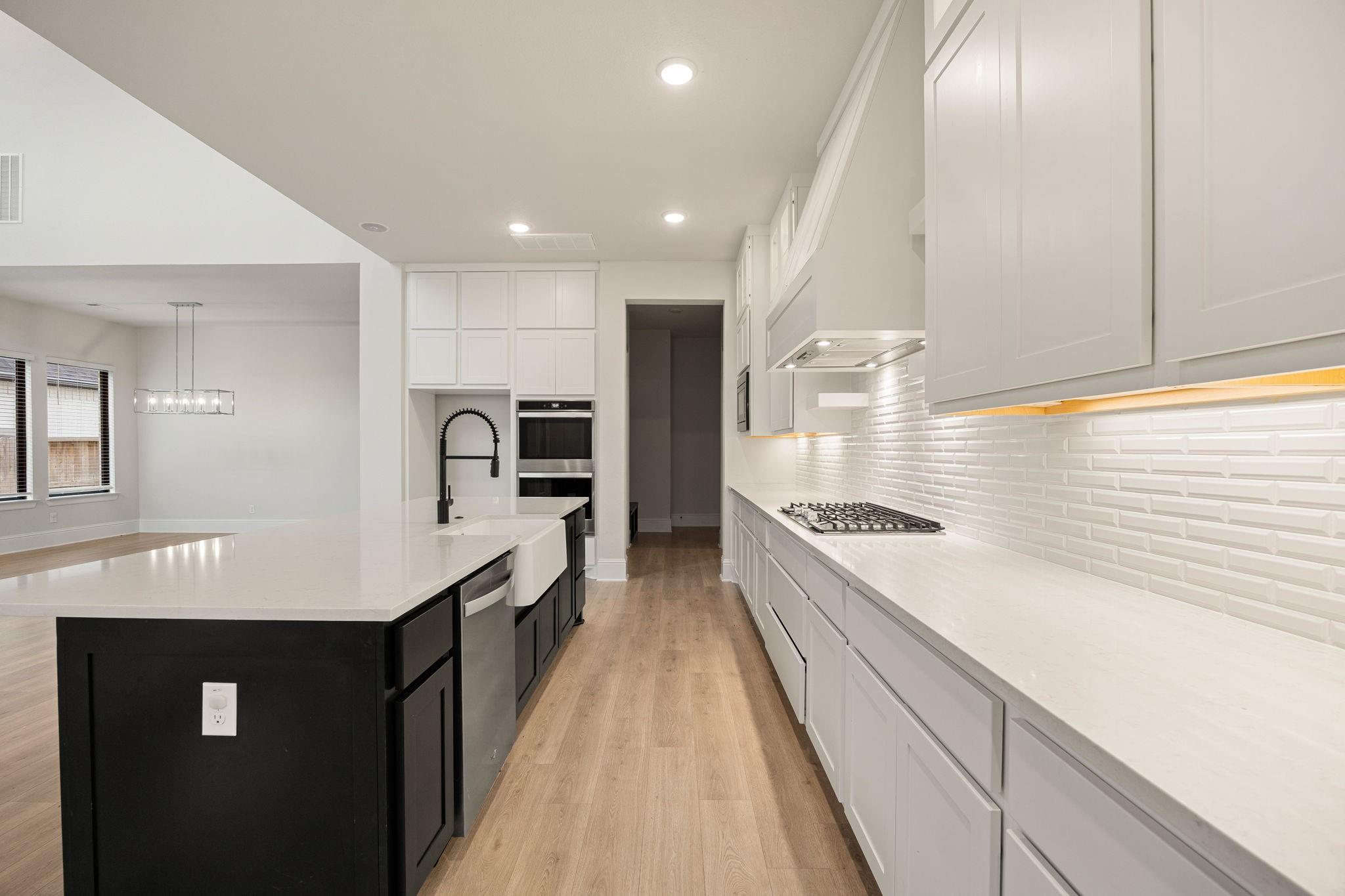 734 Platinum Stone Lane