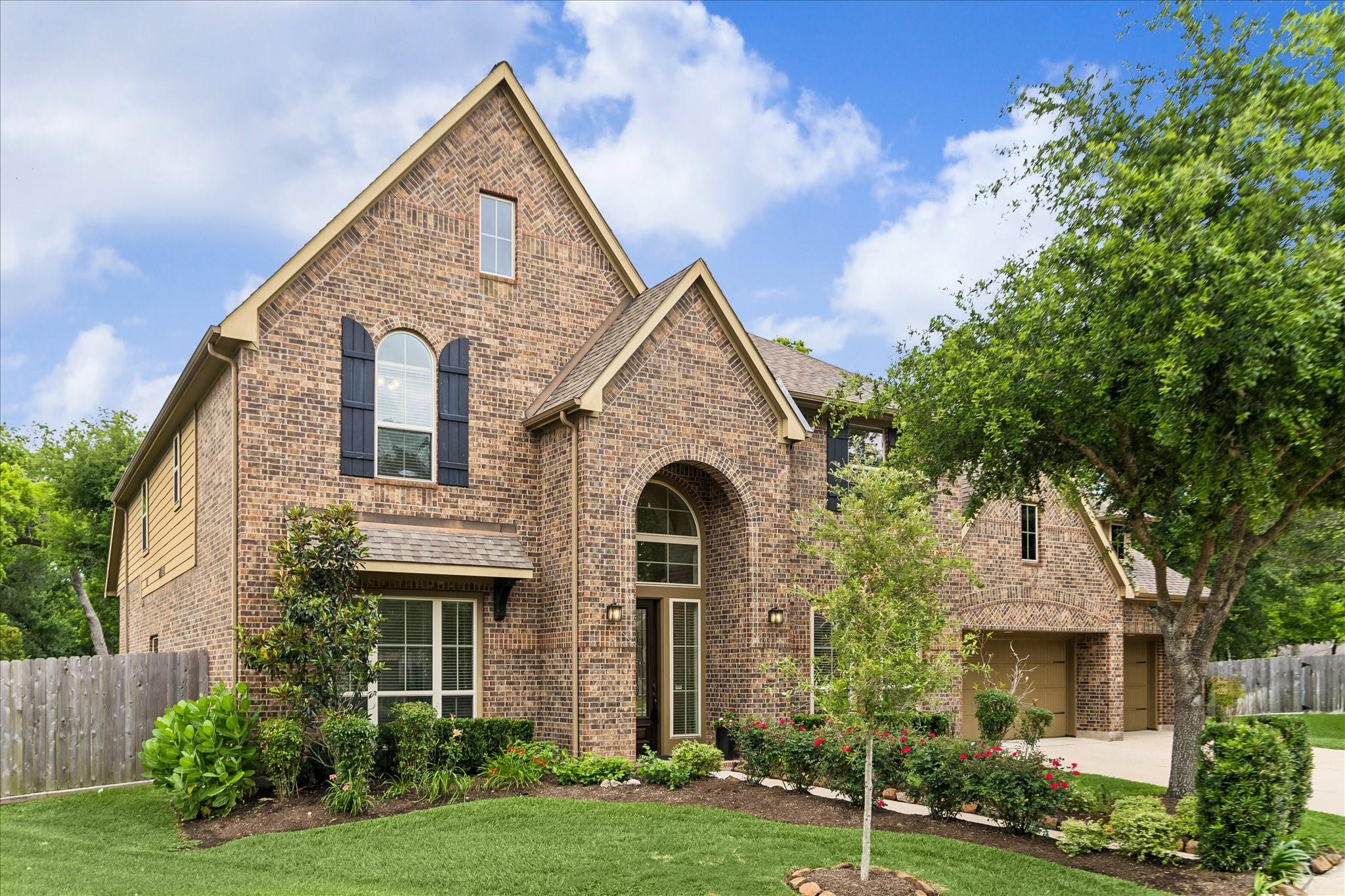 6 Fort Ridge Way