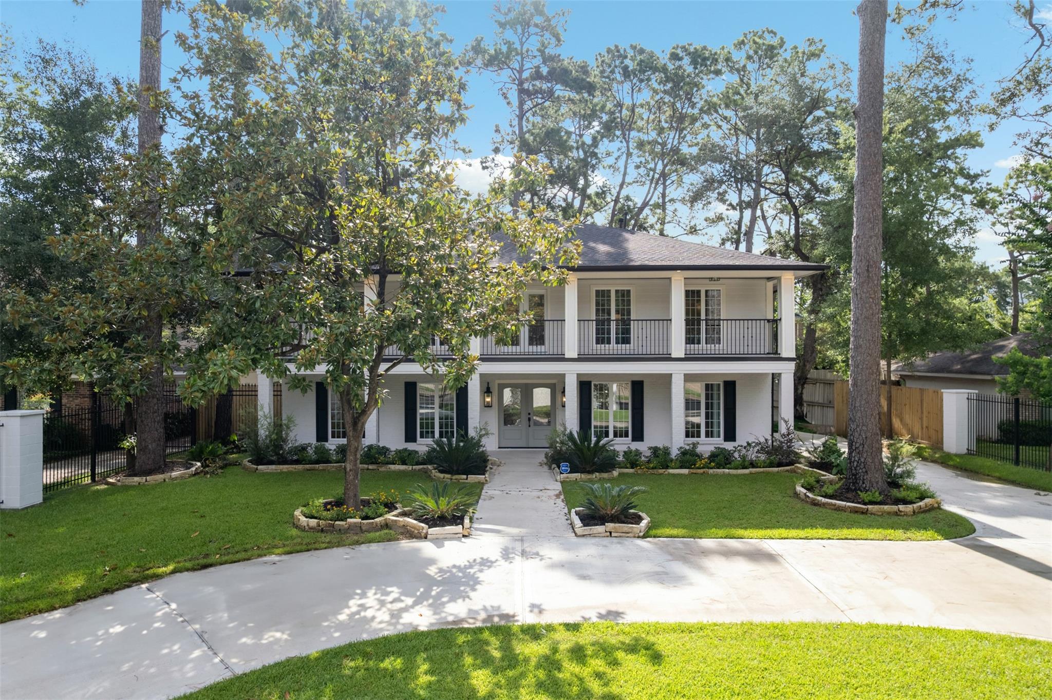 736 Voss Road