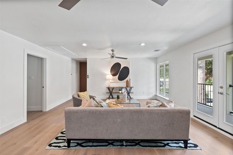 Tiny photo for 736 Voss Road, Houston, TX 77024 (MLS # 25009549)